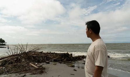 Kínai migráns a Darian gapnél